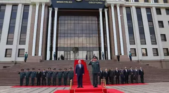 Milli Savunma Bakanı Yaşar Güler, Kazakistan'da Savunma Bakanı ile Görüştü