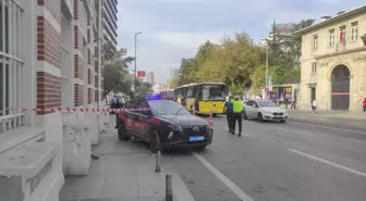 Şişli'de Polis Aracı Kaldırımda Yürüyen Kadınlara Çarptı: 1 Ölü, 1 Ağır Yaralı