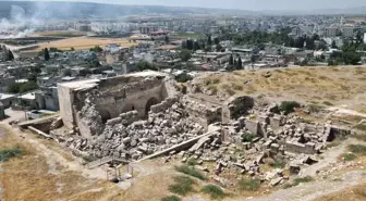 Gaziantep'teki tarihi Raban Kalesi İç Kale Cami onarılmayı bekliyor