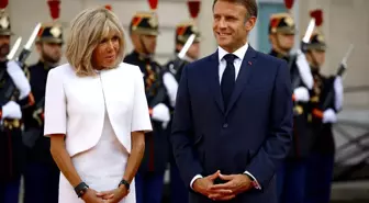 Fransa Cumhurbaşkanı Emmanuel Macron'un eşi Brigitte Macron'a iftira davasında tazminat kararı