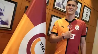 Galatasaray'ın Yeni Transferi Roland Sallai Resmi İmzayı Attı