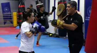 Özlem Melek Korkmaz, Muaythai Süper Ligi'nde Altın Madalya Hedefliyor