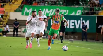 Trendyol Süper Lig: Alanyaspor ve Hatayspor Beraberlikte Kalıyor