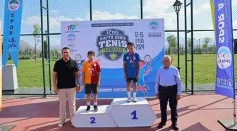 Kayseri'de Ulusal 12 Yaş Tenis Turnuvası Düzenlendi