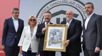 Eskişehir'de Hacı Hatice Ongurlar Ortaokulu Törenle Açıldı