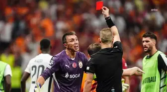 Fernando Muslera'ya Avrupa Ligi'nde 3 Maç Cezası