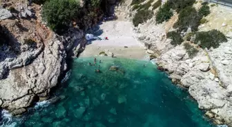 Finike'nin Doğal Güzellikleri Tatilcilerin İlgi Odağı