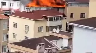 Kartal'da 5 Katlı Binanın Çatı Katında Yangın Çıktı