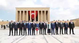 TFF Yönetimi, Anıtkabir'de Atatürk'ü Andı