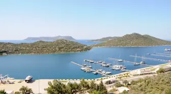 Kaş Marina Revize İmar Planı'na Tepkiler Devam Ediyor