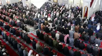 20 Eylül İstanbul cuma namazı saat kaçta kılınacak? İstanbul'da cuma namazı saati!