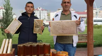 Ağrı'da Geleneksel Geven Balı Festivali Başladı