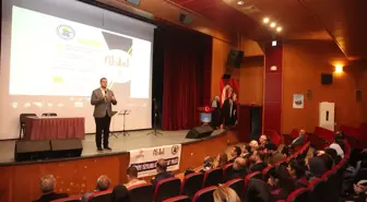 Ahlat'ta Aile Konulu Konferans Düzenlendi