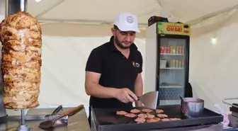 Elazığ'da 6. Geleneksel Salçalı Köfte ve Gastronomi Festivali Başladı