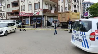 Erzurum İspir'de Kamyon Çarpması Sonucu 70 Yaşındaki Kadın Hayatını Kaybetti