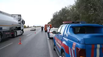 Karapınar'da Şarampole Devrilen Otomobilde 1 Kişi Hayatını Kaybetti