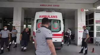 Oğlu dehşet saçtı: Kolundan bıçakladığı babası, ambulansta kalp krizi geçirerek hayatını kaybetti