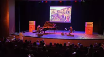 Tuluyhan Uğurlu Gaziantep'te Konser Verdi