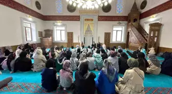 Bayburt'ta Kadınlar İçin 'Cami-Genç Buluşması' Düzenlendi