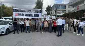 İzmir'de Çiğli Muhtarlarından Çöp Tesisi Protestosu