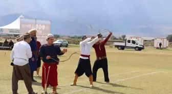 Erzincan'da Geleneksel Türk Okçuluk Şampiyonası Başladı