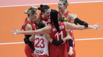 Aras Kargo, Keçiören Belediyesi'ni 3-1 Yenerek Kupa Voley'de Öne Geçti