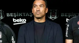 Van Bronckhorst, Beşiktaş Tarihine Geçti