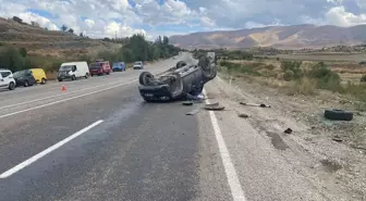 Doğanşehir'de Trafik Kazası: 3 Yaralı