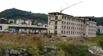 Giresun Üniversitesi Tıp Fakültesi Morfoloji Binası İnşaatı Durduruldu