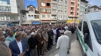 Sel Felaketinde Kaybolan Ali Kemal Demir'in Cenazesi Toprağa Verildi