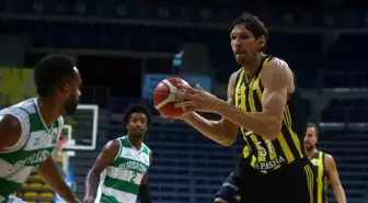 Fenerbahçe, Bursaspor'u Farklı Geçti: 107-66