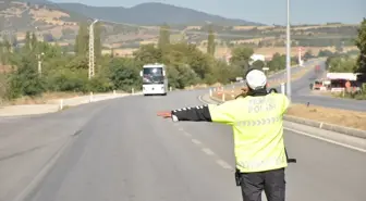 Gümüşhacıköy'de Otobüs Denetimi Yapıldı