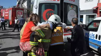 Kars'ta Oteldeki Yangın Söndürüldü, Yaralılar Hastaneye Kaldırıldı