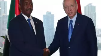 Cumhurbaşkanı Erdoğan, Sudan Egemenlik Konseyi Başkanı el-Burhan ile Görüştü