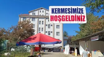 Bilecik'te Okuma Çağındaki Talebelere Yardım Derneği Kermes Düzenledi