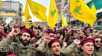 Lübnan'da Hizbullah Destekçileri ve Karşıtları Arasındaki Fikir Ayrılıkları Derinleşiyor