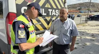 Balıkesir'de Jandarma Ekipleri Okul Güvenliğini Sağlamak İçin Denetimlerini Artırdı