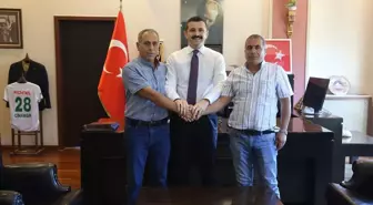 Kaymakam, 15 Yıldır Küskün Olan İki Kardeşi Barıştırdı