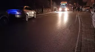 İzmit'te 9 Yaşındaki Çocuk Otomobilden Açılan Ateşle Yaralandı