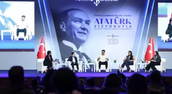 Atatürk Vizyonuyla Gelecek Yüzyıla Bakış Konferansı'nda Bilim, Sanat ve Spor Buluştu