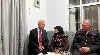 Kırklareli Valisi Uğur Turan, Şehit Ailelerini Ziyaret Etti