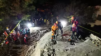 Tunceli'de Depreme Dayanıksız Lojmanın Yıkımı ve Tatbikat Gerçekleştirildi