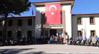 Erzincan'da 20 Engelli Bireye Akülü Sandalye Dağıtıldı