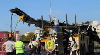 Edirne İstikametindeki TIR Devrildi, Trafik Düzeni Sağlandı