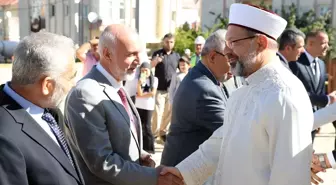 Diyanet İşleri Başkanı Erbaş, Kur'an Kurslarının Medeniyetin Temelini Oluşturduğunu Açıkladı