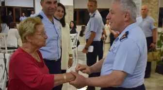 Hava Kuvvetleri Komutanı Kadıoğlu'ndan Şehit Ailelerine Yemek