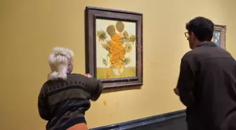 Van Gogh Tablolarına İklim Aktivistlerinden Çorba Saldırısı