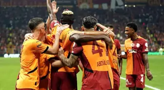 Galatasaray, Kasımpaşa'yı İlk Yarısı 3-1 ile Geçti