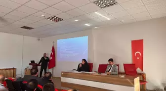 Sivas Ulaş'ta Çiftçilere Bilgilendirme Toplantısı