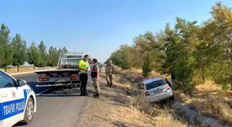 Diyarbakır'da Kaza: 3 Kişi Yaralandı